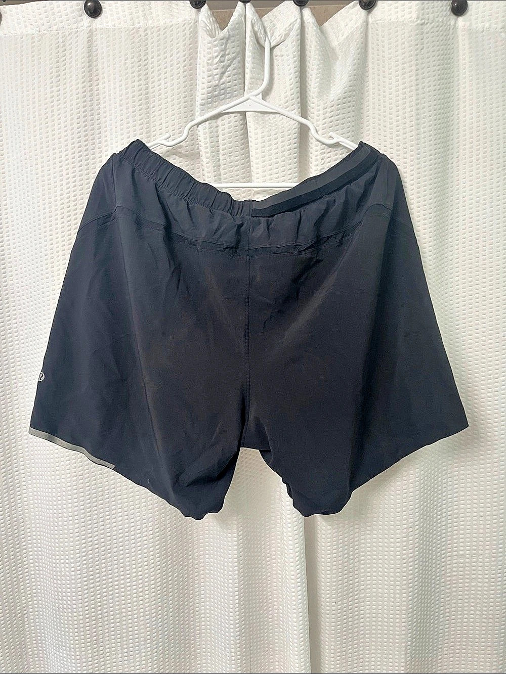 Lululemon Athletic Men’s Shorts in Black Size XXL